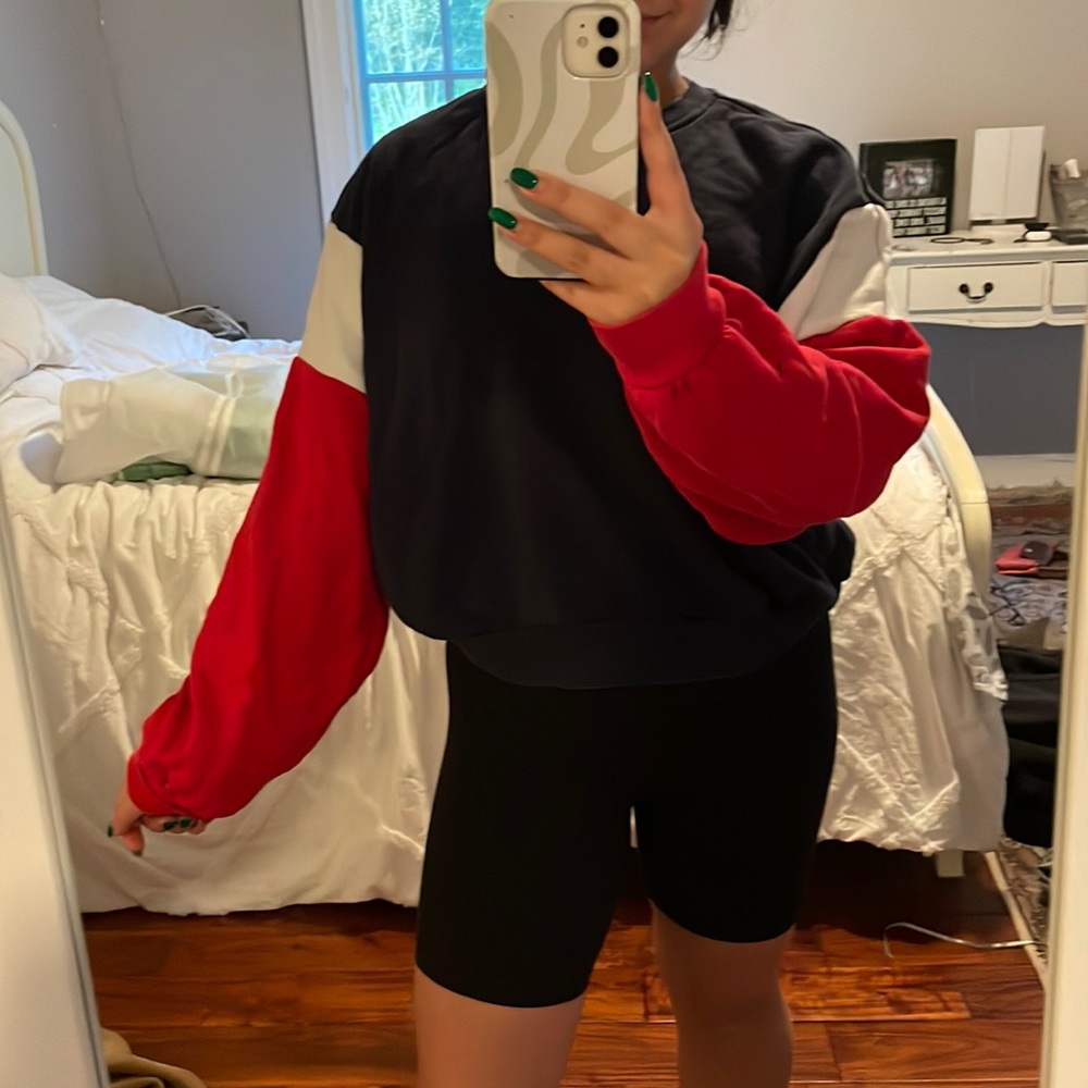 Cropped sweatshirt— h&m